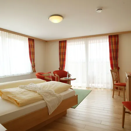 Guest house Landgasthof Loewen Neubulach